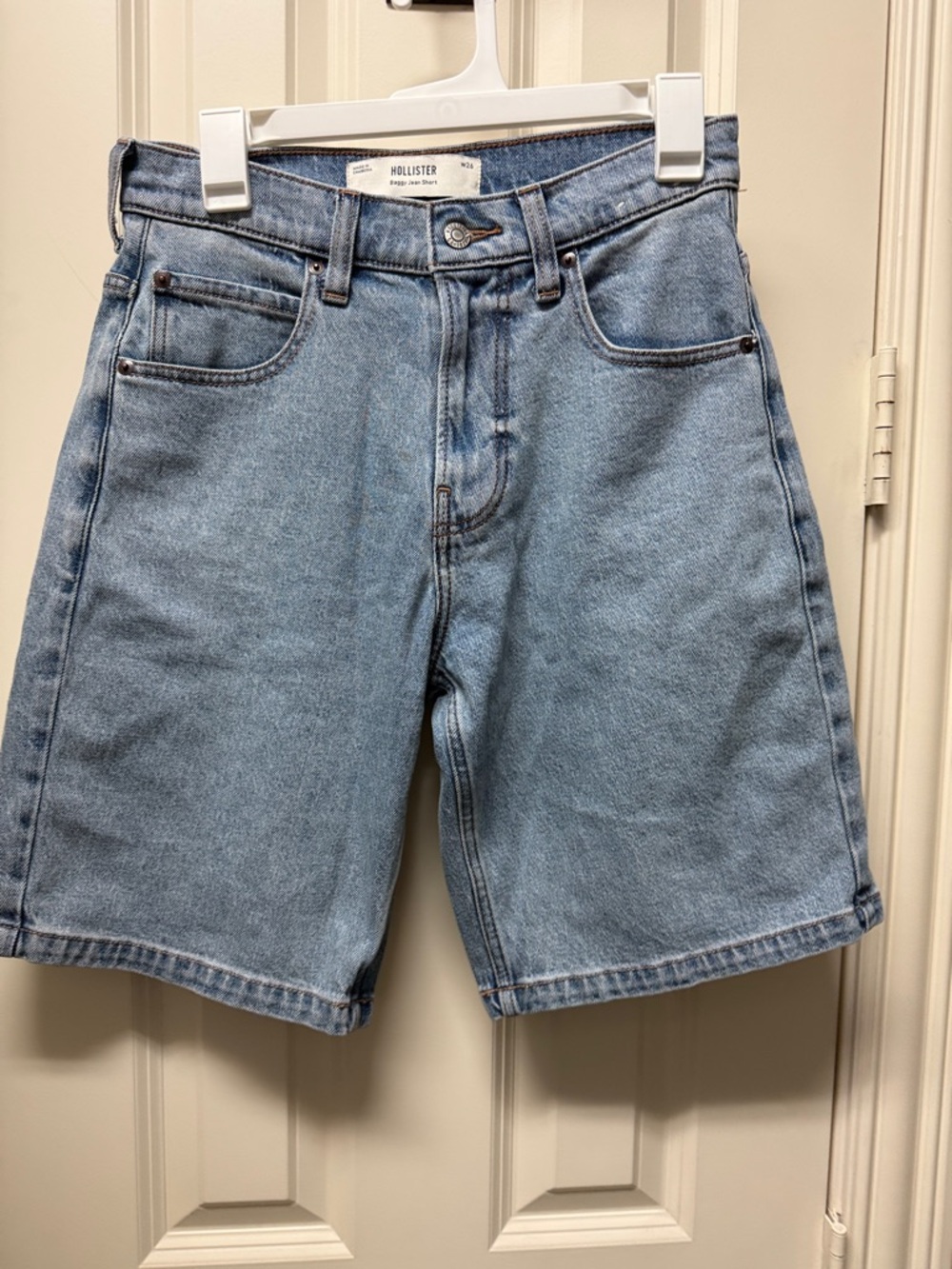 Men's Hollister Light Wash Denim Jean Shorts size 26